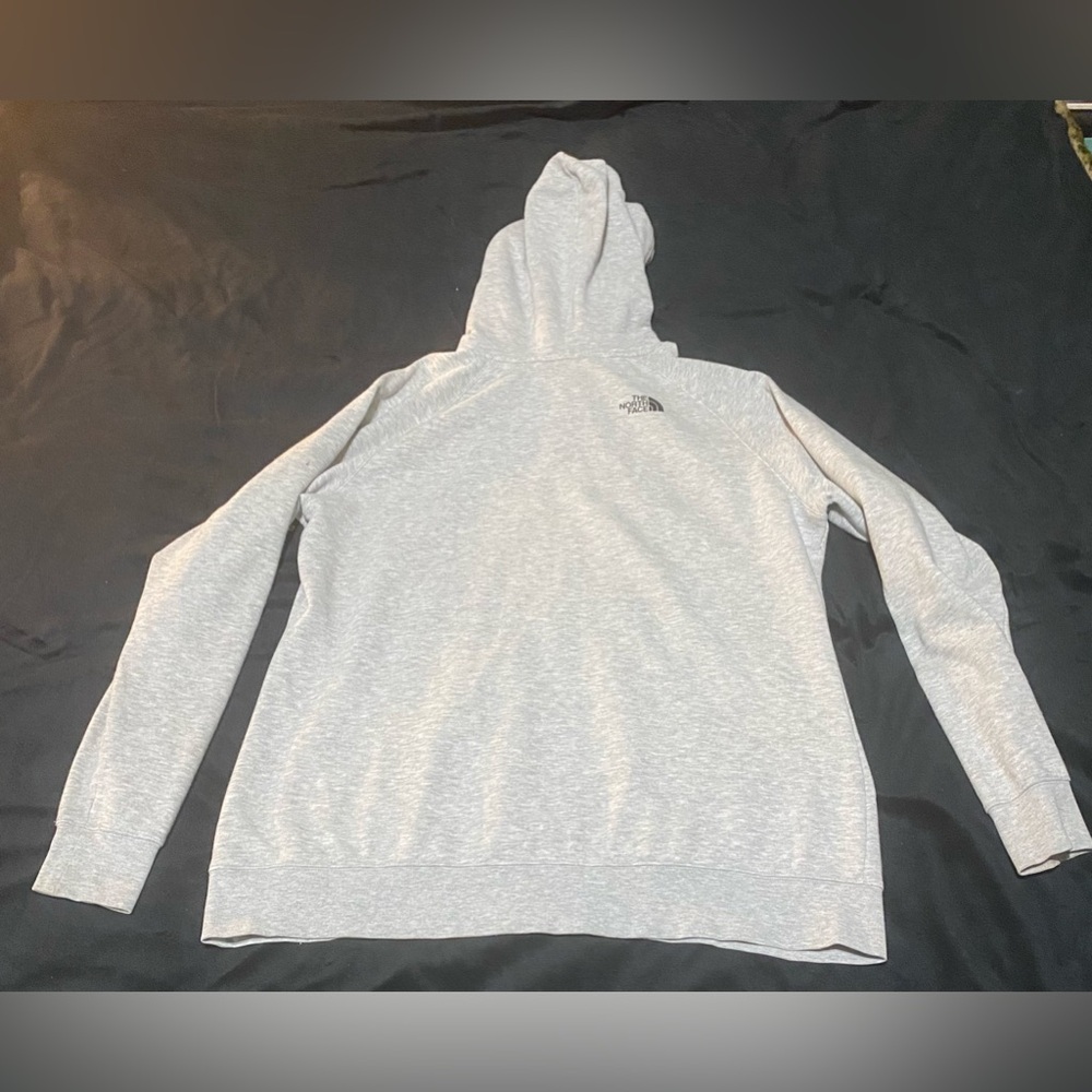 XL Women’s North Face Gray Hoodie. Like New! Measurements in pictures! Perfect! - Picture 10 of 10